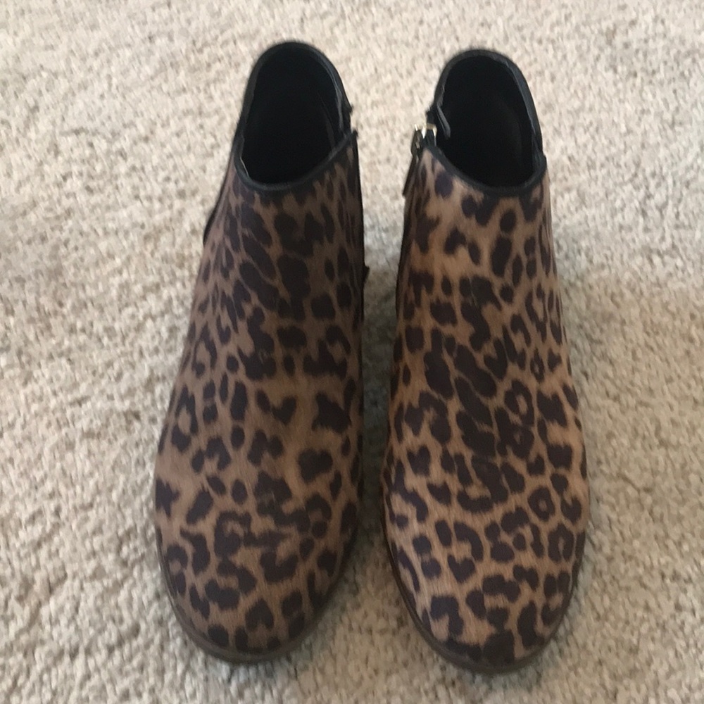 Leopard booties , size 7.